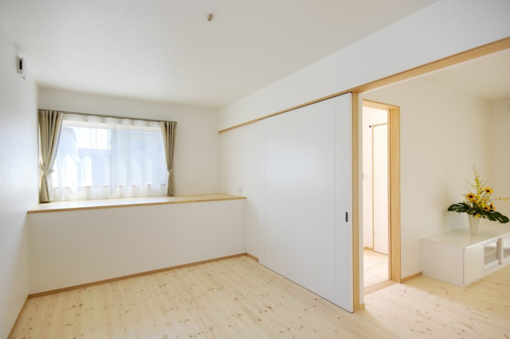 リビングつながりの個室