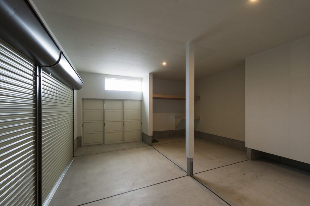 ２台分のビルトインガレージ