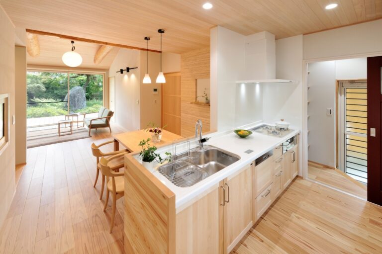 コンロ前 OPEN派? CLOSE派? ～対面キッチン壁問題～