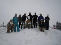 雪山登山?雪屋根登山!ならぬ恒例屋根雪下ろしツァー