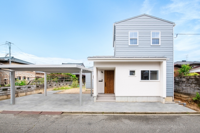 ぐるぐるキッチン まんなかテラスの家