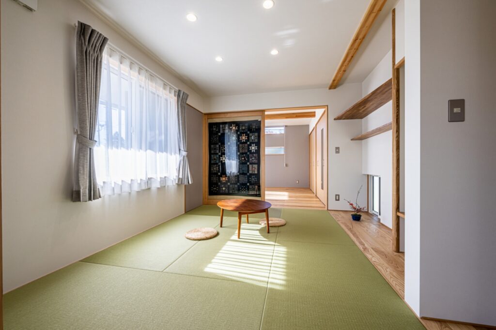 建具の開閉でマルチに使える６帖和室