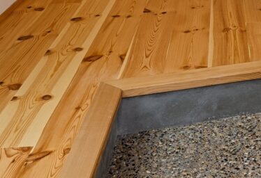 おさまりがきれいな斜めの玄関上がり框