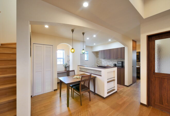 地中海のほとりで