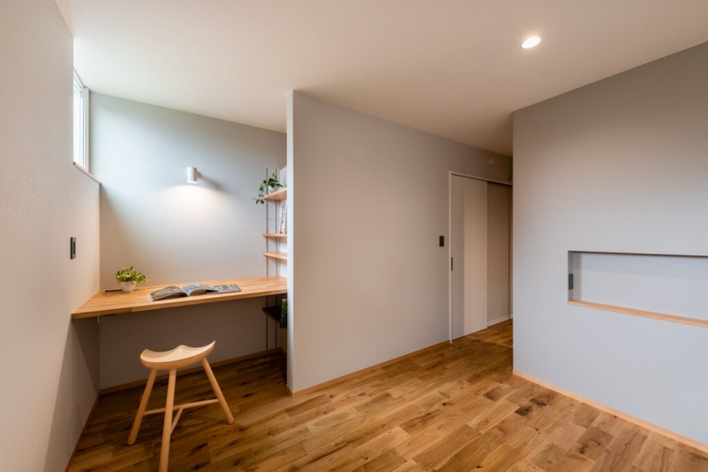 寝室の書斎コーナー