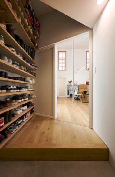 玄関のシューズ棚