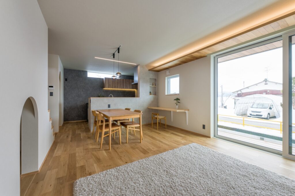 間接照明と軒天とのつながり