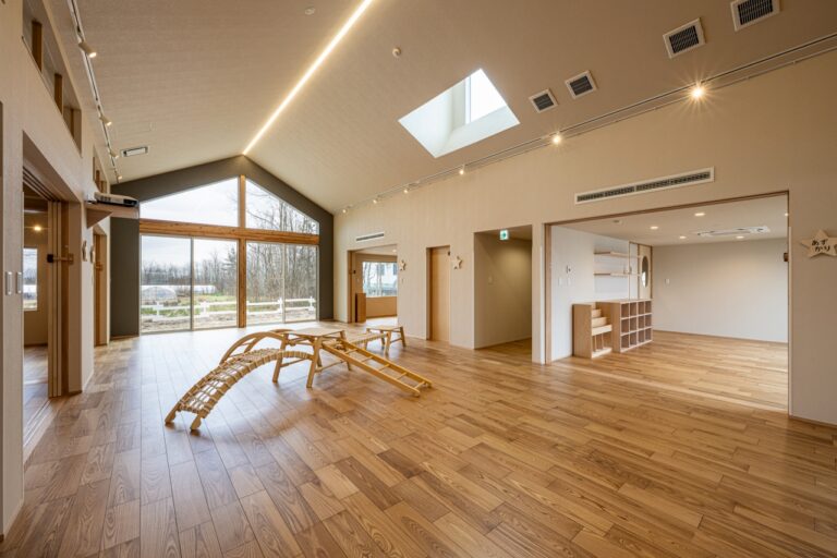 認可保育所「ひかりキッズ・コンフィ」内観