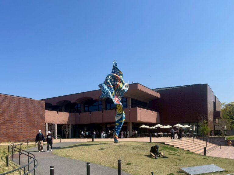 前川國男建築_福岡市美術館