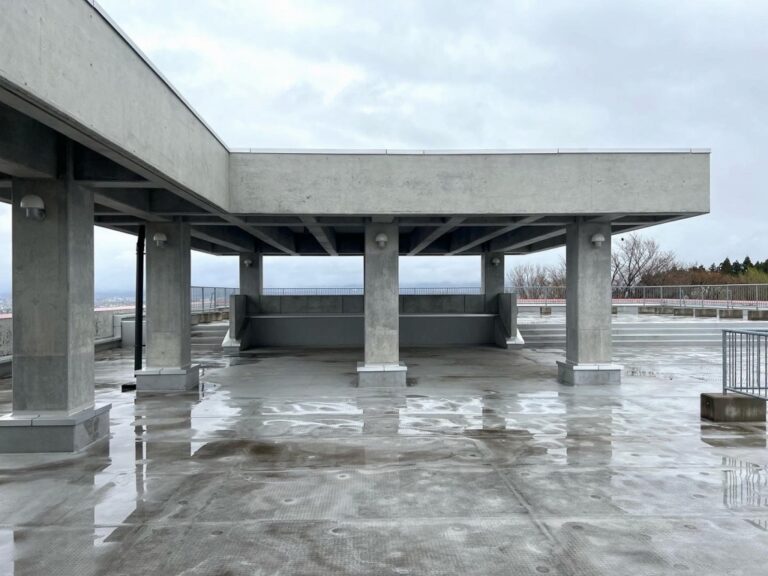 前川國男建築_長岡ロングライフセンター