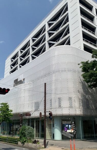 アーツ前橋外観