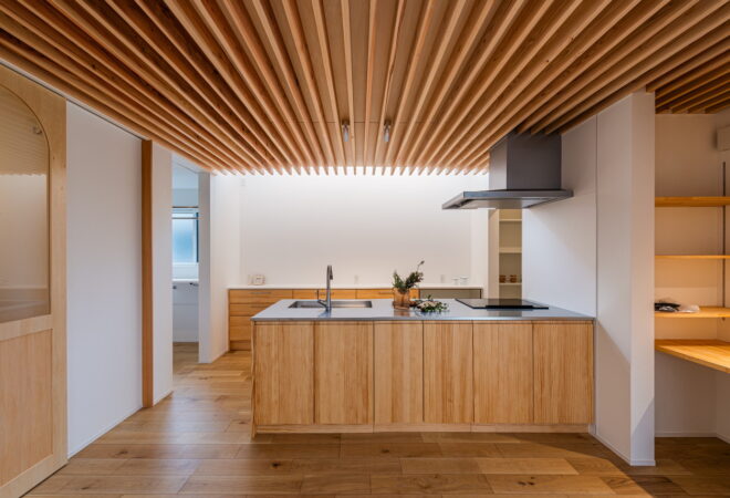 光そそぐ　ふたつの暮らし ～上下でつながる2世帯の生活～