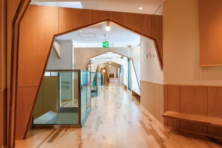 宮内中央こども園　ツリーアーチ